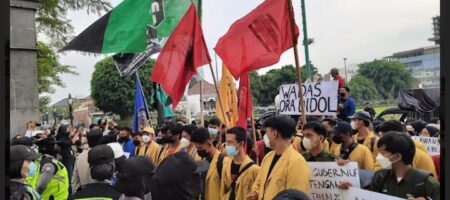 Turun Aksi: Memperjuangkan Hak Asasi Warga Wadas